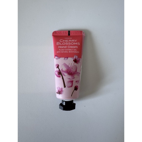 PINK FLOWER BLOOMING HAND CREAM - Travel Size  #CHERRY BLOSSOM - Picture 2 of 3